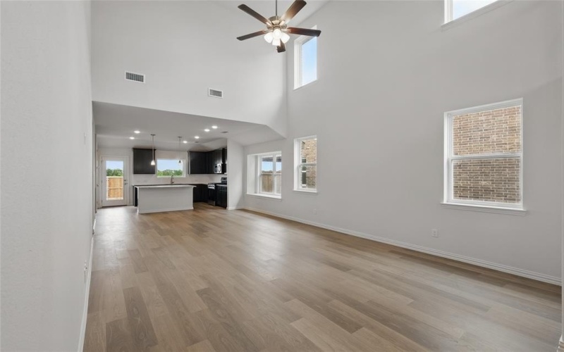 4037 Tony Street, Sherman, TX 75090, 4 Habitaciones Habitaciones , ,2 BañosBaños,Residential,En Venta,4037 Tony Street,0,20762657