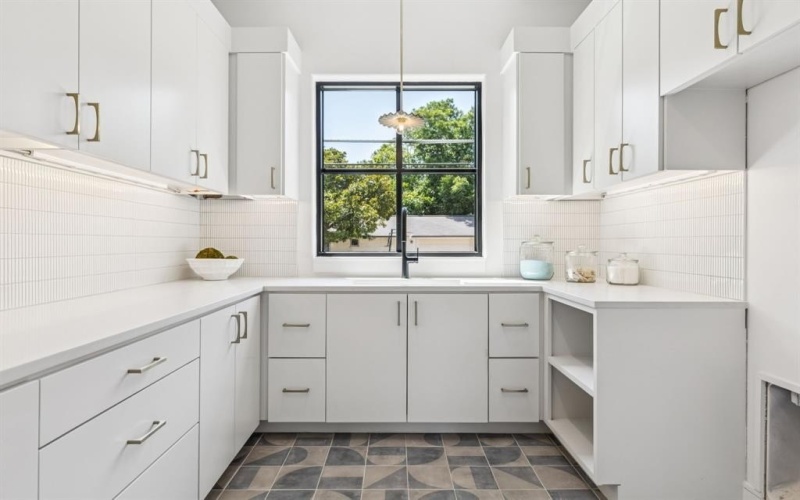 3207 Whitehall Drive, Dallas, TX 75229, 5 Habitaciones Habitaciones , ,6 BañosBaños,Residential,En Venta,3207 Whitehall Drive,0,20997626