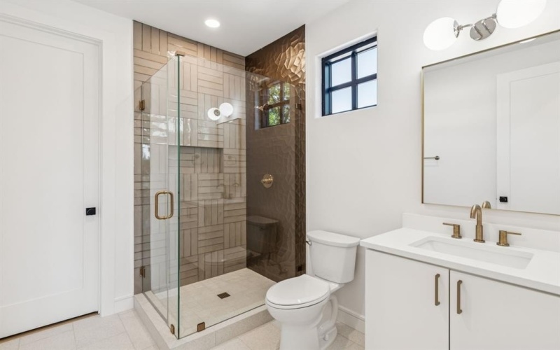 3207 Whitehall Drive, Dallas, TX 75229, 5 Habitaciones Habitaciones , ,6 BañosBaños,Residential,En Venta,3207 Whitehall Drive,0,20997626