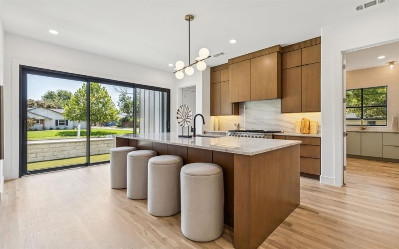 3207 Whitehall Drive, Dallas, TX 75229, 5 Habitaciones Habitaciones , ,6 BañosBaños,Residential,En Venta,3207 Whitehall Drive,0,20997626