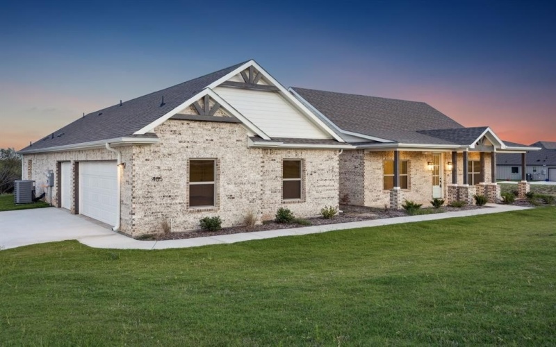 405 Red Roan Ridge, Weatherford, TX 76087, 4 Habitaciones Habitaciones , ,2 BañosBaños,Residential,En Venta,405 Red Roan Ridge,0,21007383
