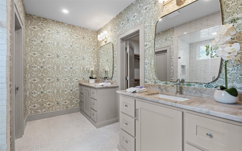 3928 Clarke Avenue, Fort Worth, TX 76107, 5 Habitaciones Habitaciones , ,3 BañosBaños,Residential,En Venta,3928 Clarke Avenue,0,21014898