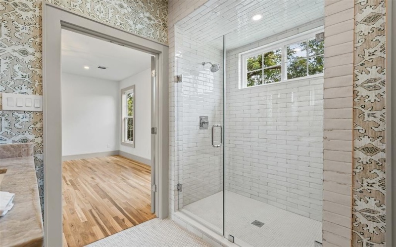 3928 Clarke Avenue, Fort Worth, TX 76107, 5 Habitaciones Habitaciones , ,3 BañosBaños,Residential,En Venta,3928 Clarke Avenue,0,21014898
