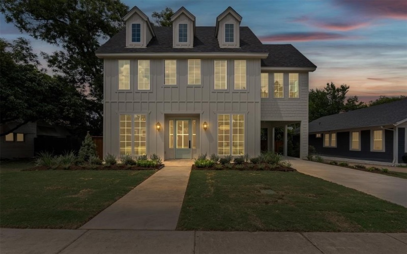 3928 Clarke Avenue, Fort Worth, TX 76107, 5 Habitaciones Habitaciones , ,3 BañosBaños,Residential,En Venta,3928 Clarke Avenue,0,21014898