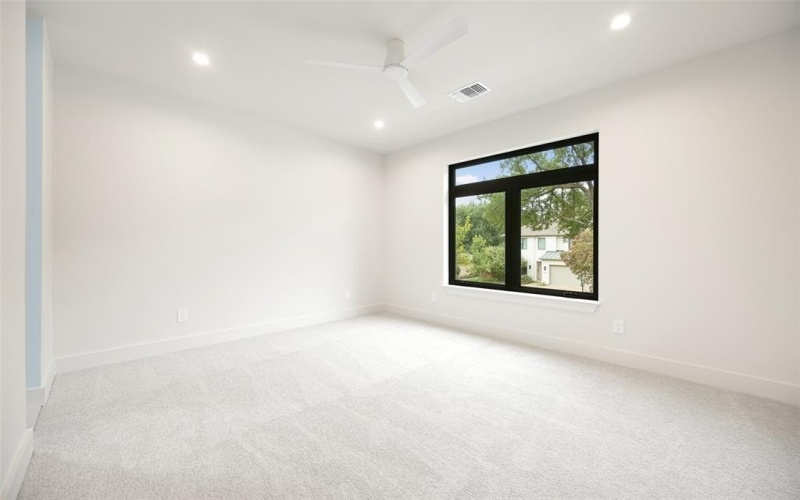 602 Coolair Drive, Dallas, TX 75218, 4 Habitaciones Habitaciones , ,5 BañosBaños,Residential,En Venta,602 Coolair Drive,0,21017048