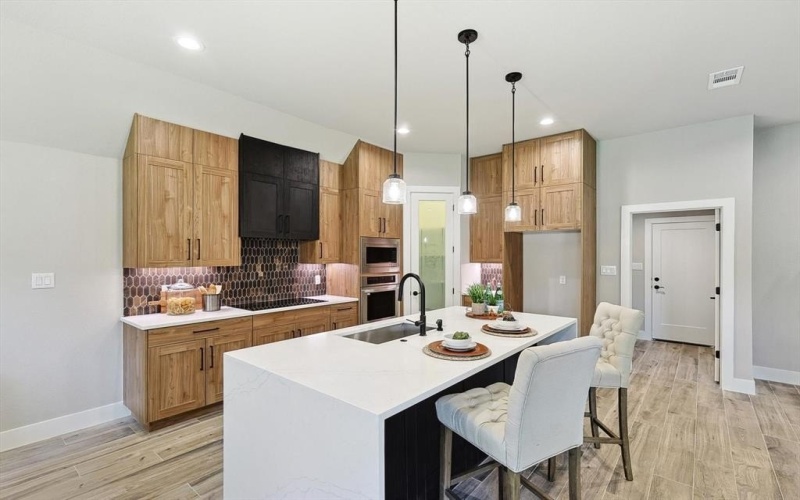 2084 Glenhollow Drive, Weatherford, TX 76088, 4 Bedrooms Bedrooms, ,3 BathroomsBathrooms,Residential,For Sale,2084 Glenhollow Drive,0,21027152
