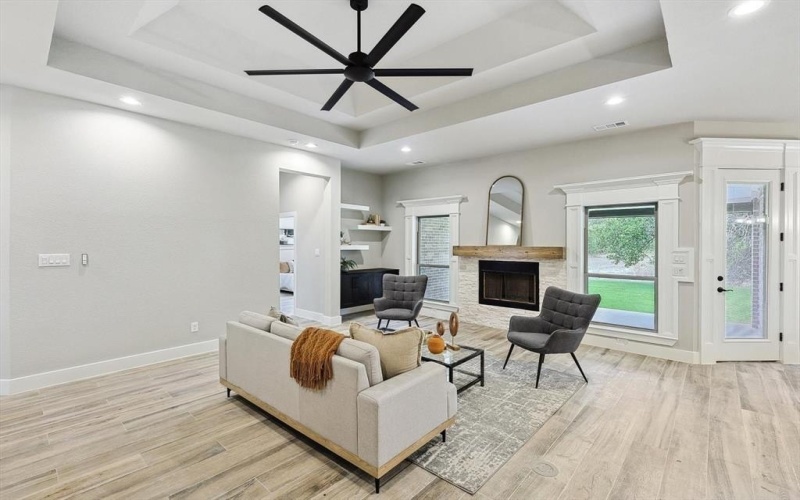 2084 Glenhollow Drive, Weatherford, TX 76088, 4 Bedrooms Bedrooms, ,3 BathroomsBathrooms,Residential,For Sale,2084 Glenhollow Drive,0,21027152