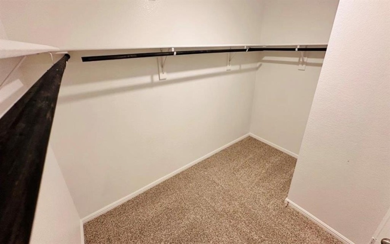 556 CRESTRIDGE Drive N, Cleburne, TX 76033, 4 Habitaciones Habitaciones , ,2 BañosBaños,Residential,En Venta,556 CRESTRIDGE Drive N,0,21031341
