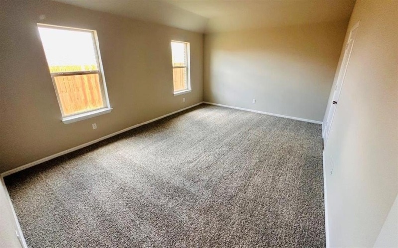 556 CRESTRIDGE Drive N, Cleburne, TX 76033, 4 Habitaciones Habitaciones , ,2 BañosBaños,Residential,En Venta,556 CRESTRIDGE Drive N,0,21031341