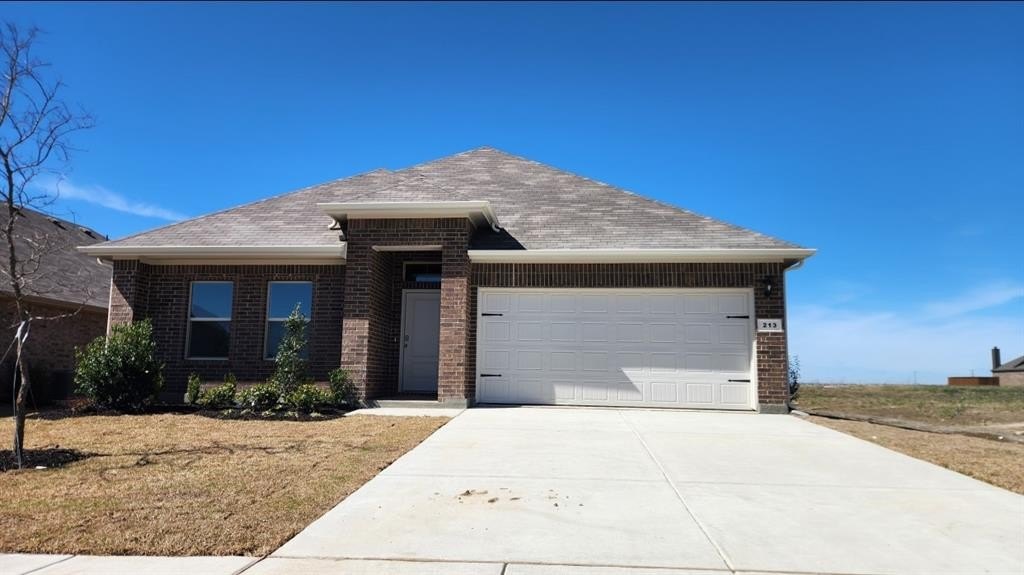 213 TYLER Street, Grandview, TX 76050, 4 Bedrooms Bedrooms, ,2 BathroomsBathrooms,Residential,For Sale,213 TYLER Street,0,21031415