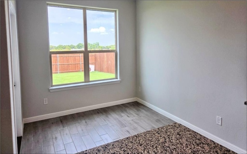 240 KINLEY Street, Grandview, TX 76050, 3 Bedrooms Bedrooms, ,2 BathroomsBathrooms,Residential,For Sale,240 KINLEY Street,0,21031453
