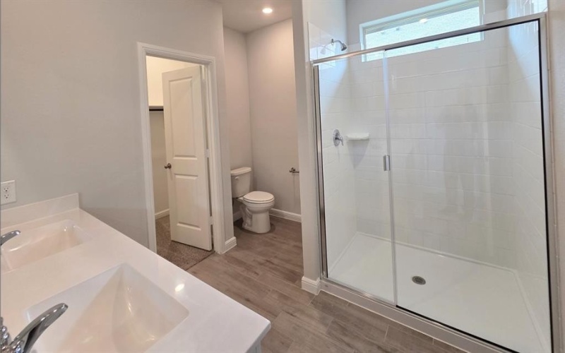240 KINLEY Street, Grandview, TX 76050, 3 Bedrooms Bedrooms, ,2 BathroomsBathrooms,Residential,For Sale,240 KINLEY Street,0,21031453