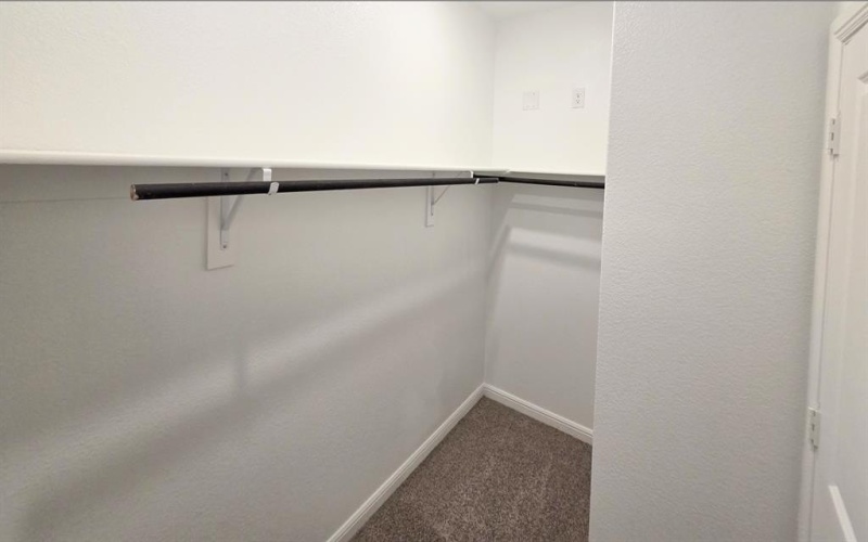 240 KINLEY Street, Grandview, TX 76050, 3 Bedrooms Bedrooms, ,2 BathroomsBathrooms,Residential,For Sale,240 KINLEY Street,0,21031453