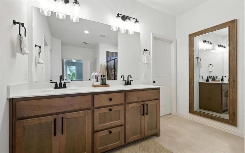 5116 Shady Grove Lane, Argyle, TX 76226, 4 Bedrooms Bedrooms, ,3 BathroomsBathrooms,Residential,For Sale,5116 Shady Grove Lane,0,21031616