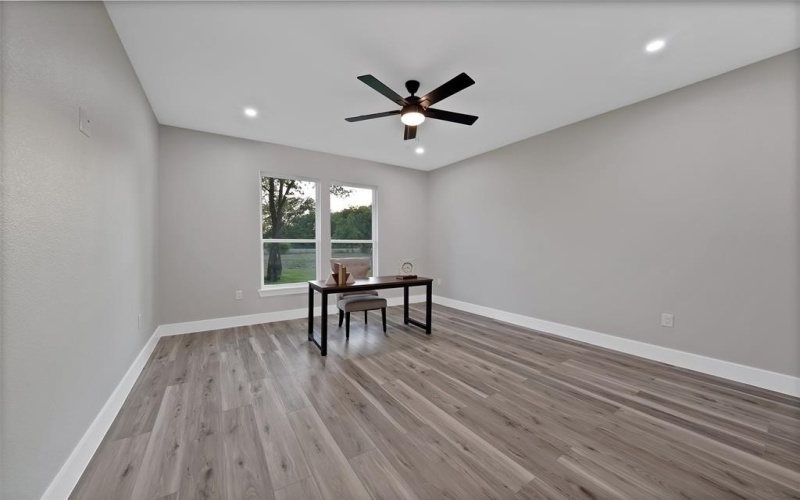 1911 US-HWY 69, Greenville, TX 75401, 3 Bedrooms Bedrooms, ,2 BathroomsBathrooms,Residential,For Sale,1911 US-HWY 69,0,21031922