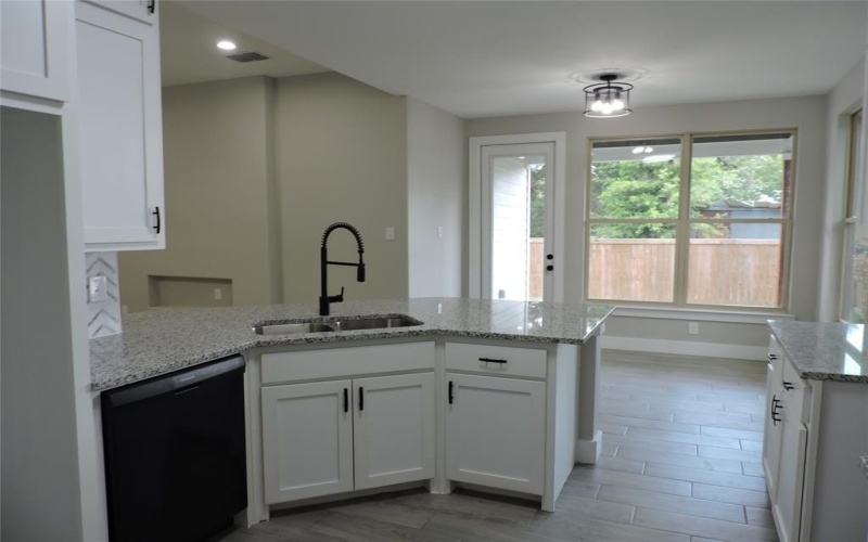 210 Holiday Drive, Gun Barrel City, TX 75156, 3 Habitaciones Habitaciones , ,2 BañosBaños,Residential,En Venta,210 Holiday Drive,0,21032038