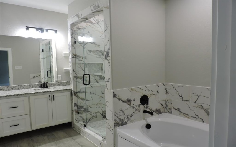 210 Holiday Drive, Gun Barrel City, TX 75156, 3 Habitaciones Habitaciones , ,2 BañosBaños,Residential,En Venta,210 Holiday Drive,0,21032038