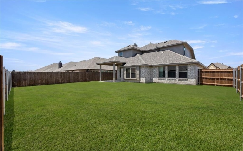 2713 Richard Street, Burleson, TX 76028, 4 Bedrooms Bedrooms, ,3 BathroomsBathrooms,Residential,For Sale,2713 Richard Street,0,21032246