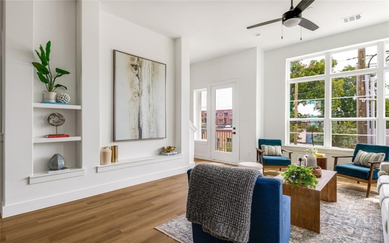 13325 Bee Street #301, Farmers Branch, TX 75234, 3 Bedrooms Bedrooms, ,3 BathroomsBathrooms,Residential,For Sale,13325 Bee Street,0,21032478