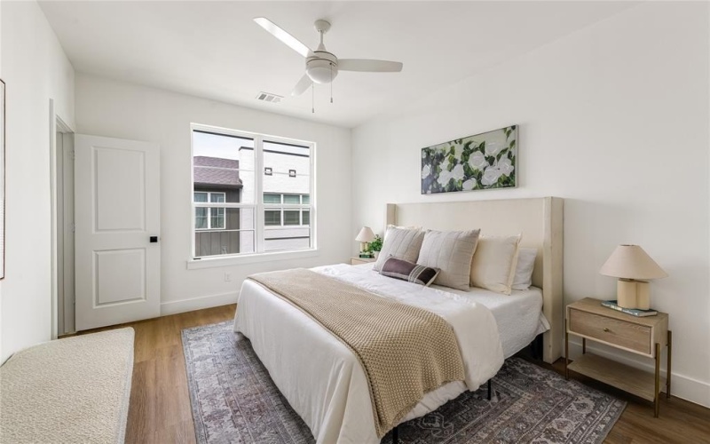 13325 Bee Street #301, Farmers Branch, TX 75234, 3 Bedrooms Bedrooms, ,3 BathroomsBathrooms,Residential,For Sale,13325 Bee Street,0,21032478