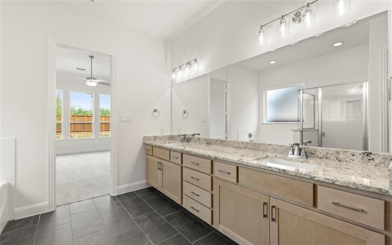 3002 Wallis Drive, Melissa, TX 75454, 4 Habitaciones Habitaciones , ,3 BañosBaños,Residential,En Venta,3002 Wallis Drive,0,21032499
