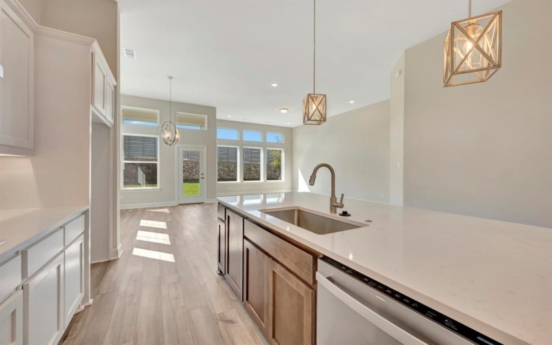 11721 Wildwood Street, Justin, TX 76247, 4 Habitaciones Habitaciones , ,3 BañosBaños,Residential,En Venta,11721 Wildwood Street,0,21032516