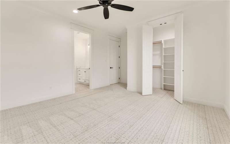 5683 Mill Water Court, Bryan, TX 77808, 5 Habitaciones Habitaciones , ,5 BañosBaños,Residential,En Venta,5683 Mill Water Court,0,25008892