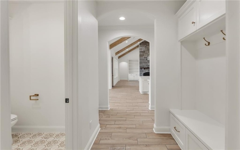 5683 Mill Water Court, Bryan, TX 77808, 5 Habitaciones Habitaciones , ,5 BañosBaños,Residential,En Venta,5683 Mill Water Court,0,25008892