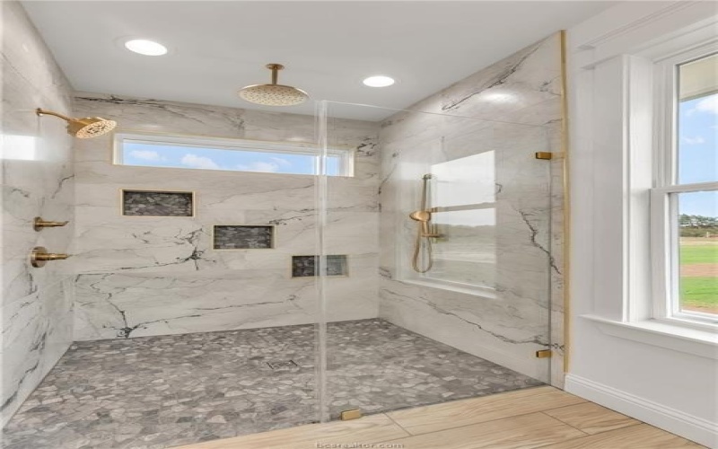 5683 Mill Water Court, Bryan, TX 77808, 5 Habitaciones Habitaciones , ,5 BañosBaños,Residential,En Venta,5683 Mill Water Court,0,25008892