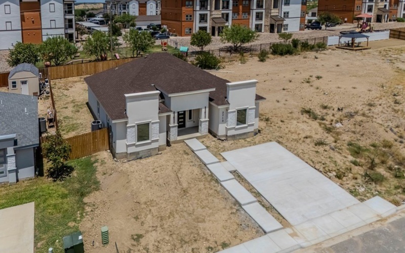 2713 Natalia, Eagle Pass, TX 78852, 4 Bedrooms Bedrooms, ,2 BathroomsBathrooms,Residential,For Sale,2713 Natalia,0,81540
