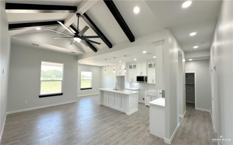1308 Navel Lane, Weslaco, TX 78599, 4 Bedrooms Bedrooms, ,3 BathroomsBathrooms,Residential,For Sale,1308 Navel Lane,0,478579