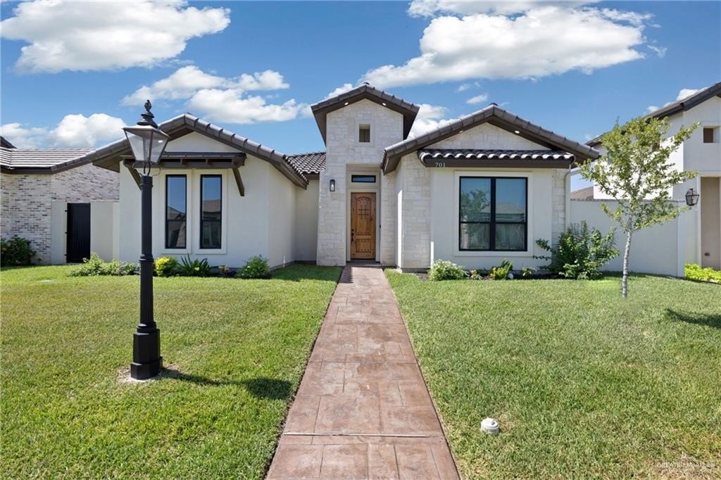 701 Grayson Avenue, McAllen, TX 78504, 4 Bedrooms Bedrooms, ,2 BathroomsBathrooms,Residential,For Sale,701 Grayson Avenue,0,478588