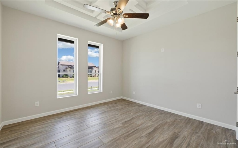 701 Grayson Avenue, McAllen, TX 78504, 4 Habitaciones Habitaciones , ,2 BañosBaños,Residential,En Venta,701 Grayson Avenue,0,478588