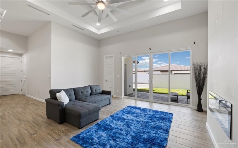 701 Grayson Avenue, McAllen, TX 78504, 4 Habitaciones Habitaciones , ,2 BañosBaños,Residential,En Venta,701 Grayson Avenue,0,478588