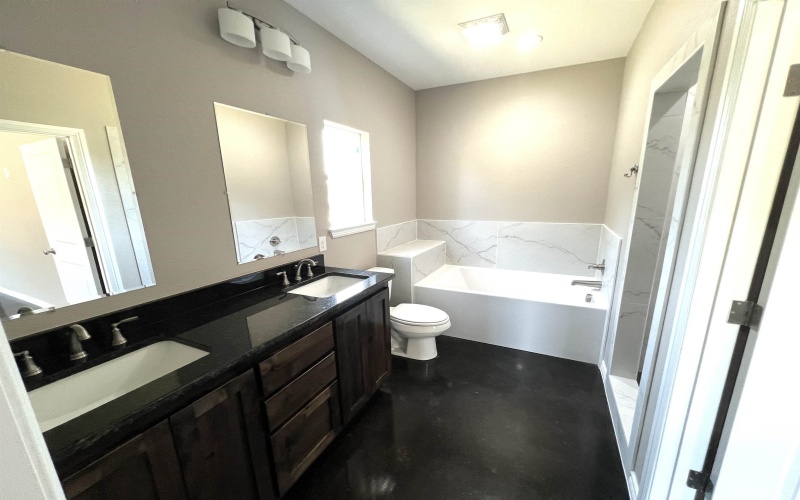 1218 Stone Valley Dr, Lampasas, TX 76550, 4 Bedrooms Bedrooms, ,2 BathroomsBathrooms,Residential,For Sale,1218 Stone Valley Dr,0,174736