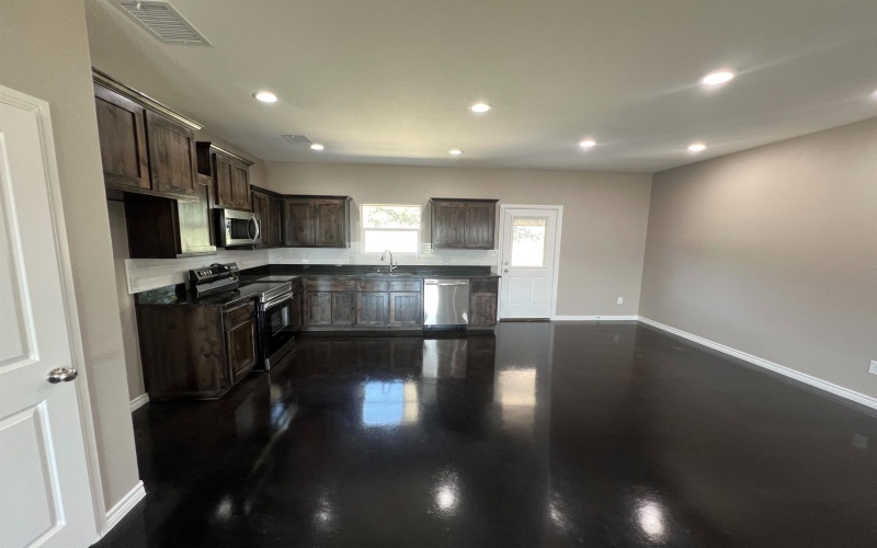 1218 Stone Valley Dr, Lampasas, TX 76550, 4 Bedrooms Bedrooms, ,2 BathroomsBathrooms,Residential,For Sale,1218 Stone Valley Dr,0,174736