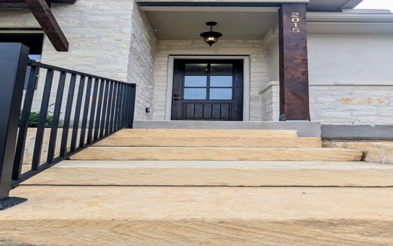 2015 N Chalet Circle, Kerrville, TX 78028, 3 Habitaciones Habitaciones , ,2 BañosBaños,Residential,En Venta,2015 N Chalet Circle,0,120054