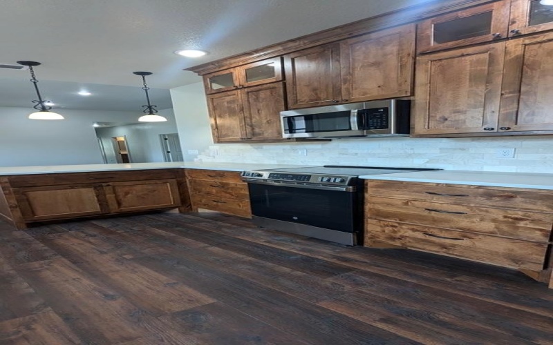 2015 N Chalet Circle, Kerrville, TX 78028, 3 Habitaciones Habitaciones , ,2 BañosBaños,Residential,En Venta,2015 N Chalet Circle,0,120054