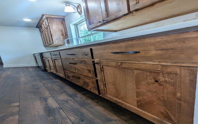 2015 N Chalet Circle, Kerrville, TX 78028, 3 Habitaciones Habitaciones , ,2 BañosBaños,Residential,En Venta,2015 N Chalet Circle,0,120054