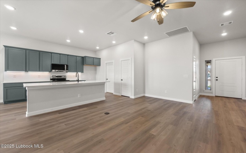 2612 Helena Avenue, Lubbock, TX 79407, 3 Bedrooms Bedrooms, ,2 BathroomsBathrooms,Residential,For Sale,2612 Helena Avenue,0,202554572