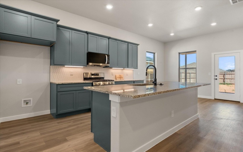 314 E 26th Street, Wolfforth, TX 79382, 3 Habitaciones Habitaciones , ,2 BañosBaños,Residential,En Venta,314 E 26th Street,0,202559169