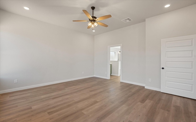 302 E 24th Street, Wolfforth, TX 79382, 4 Bedrooms Bedrooms, ,2 BathroomsBathrooms,Residential,For Sale,302 E 24th Street,0,202559177