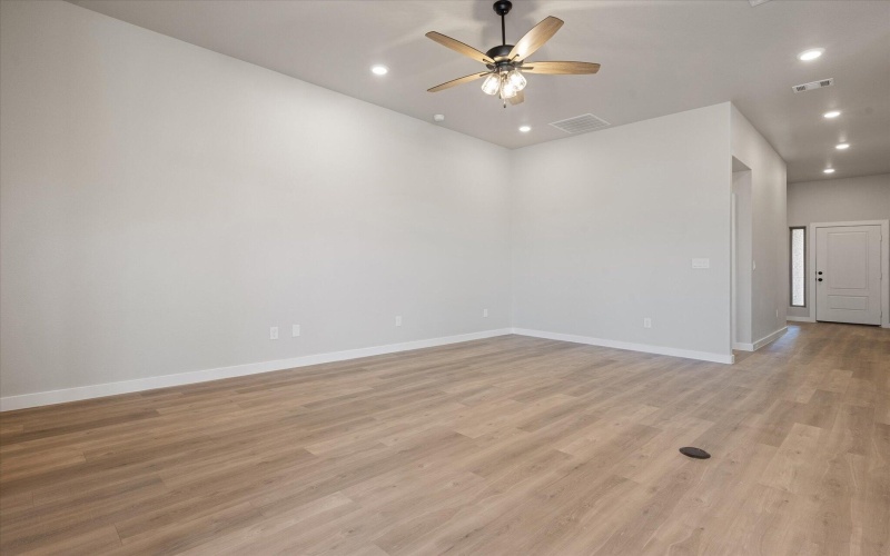 302 E 24th Street, Wolfforth, TX 79382, 4 Bedrooms Bedrooms, ,2 BathroomsBathrooms,Residential,For Sale,302 E 24th Street,0,202559177