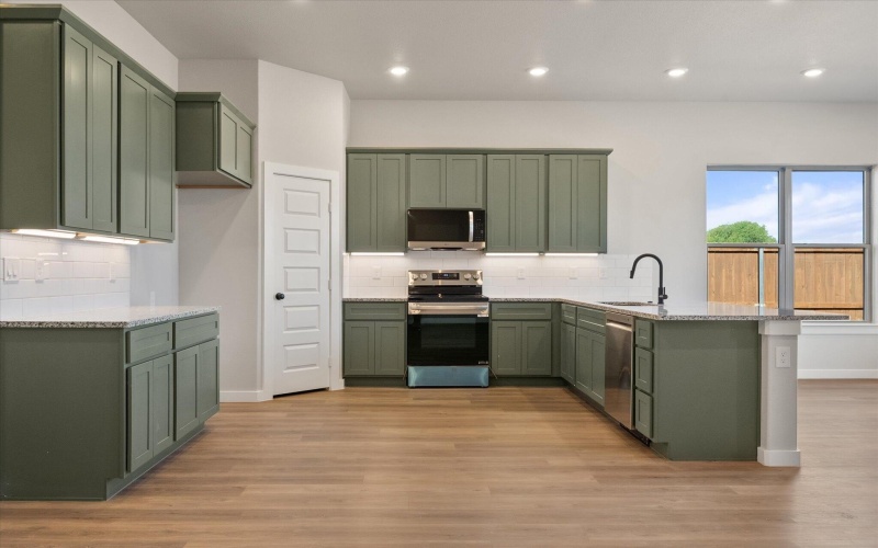 302 E 24th Street, Wolfforth, TX 79382, 4 Bedrooms Bedrooms, ,2 BathroomsBathrooms,Residential,For Sale,302 E 24th Street,0,202559177