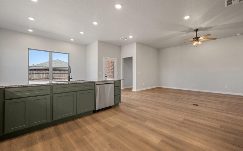 302 E 24th Street, Wolfforth, TX 79382, 4 Bedrooms Bedrooms, ,2 BathroomsBathrooms,Residential,For Sale,302 E 24th Street,0,202559177