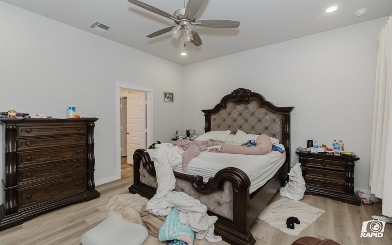 2524 Chickadee Dr, Midland, TX 79705, 4 Bedrooms Bedrooms, ,3 BathroomsBathrooms,Residential,For Sale,2524 Chickadee Dr,0,50084598