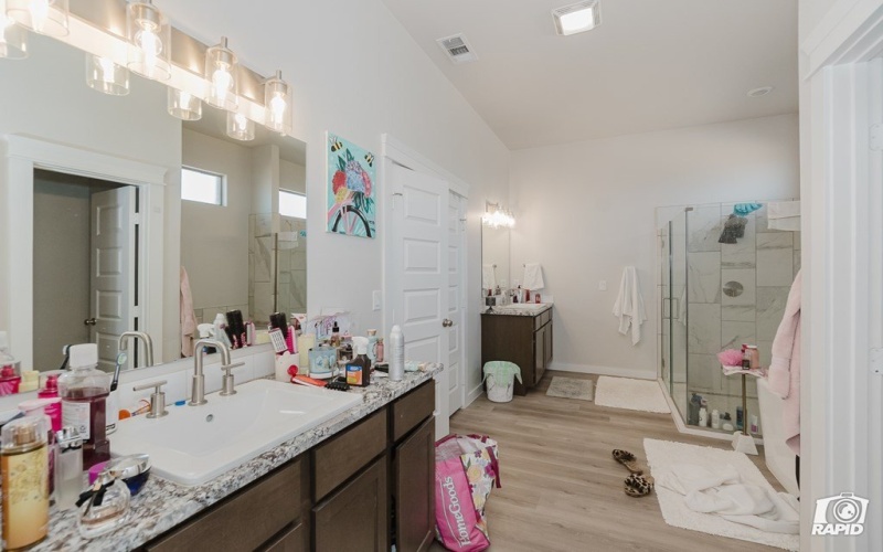 2524 Chickadee Dr, Midland, TX 79705, 4 Bedrooms Bedrooms, ,3 BathroomsBathrooms,Residential,For Sale,2524 Chickadee Dr,0,50084598