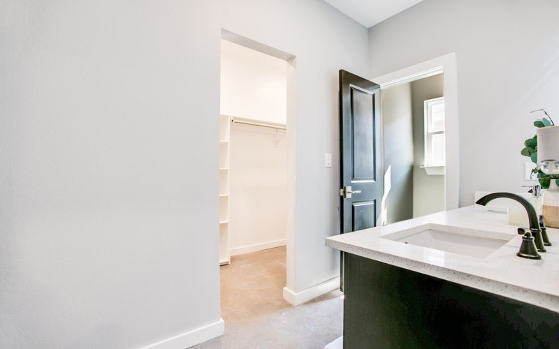 17 W 20th St, San Angelo, TX 76903, 3 Habitaciones Habitaciones , ,2 BañosBaños,Residential,En Venta,17 W 20th St,0,128696