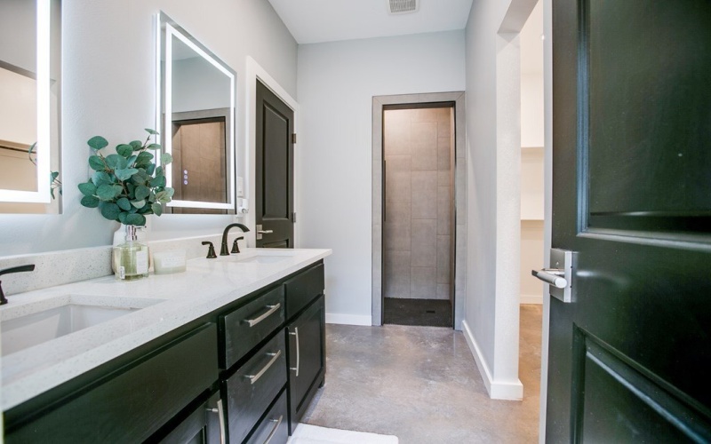 17 W 20th St, San Angelo, TX 76903, 3 Habitaciones Habitaciones , ,2 BañosBaños,Residential,En Venta,17 W 20th St,0,128696