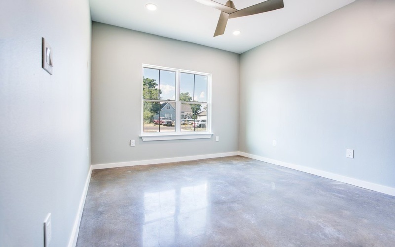 17 W 20th St, San Angelo, TX 76903, 3 Habitaciones Habitaciones , ,2 BañosBaños,Residential,En Venta,17 W 20th St,0,128696